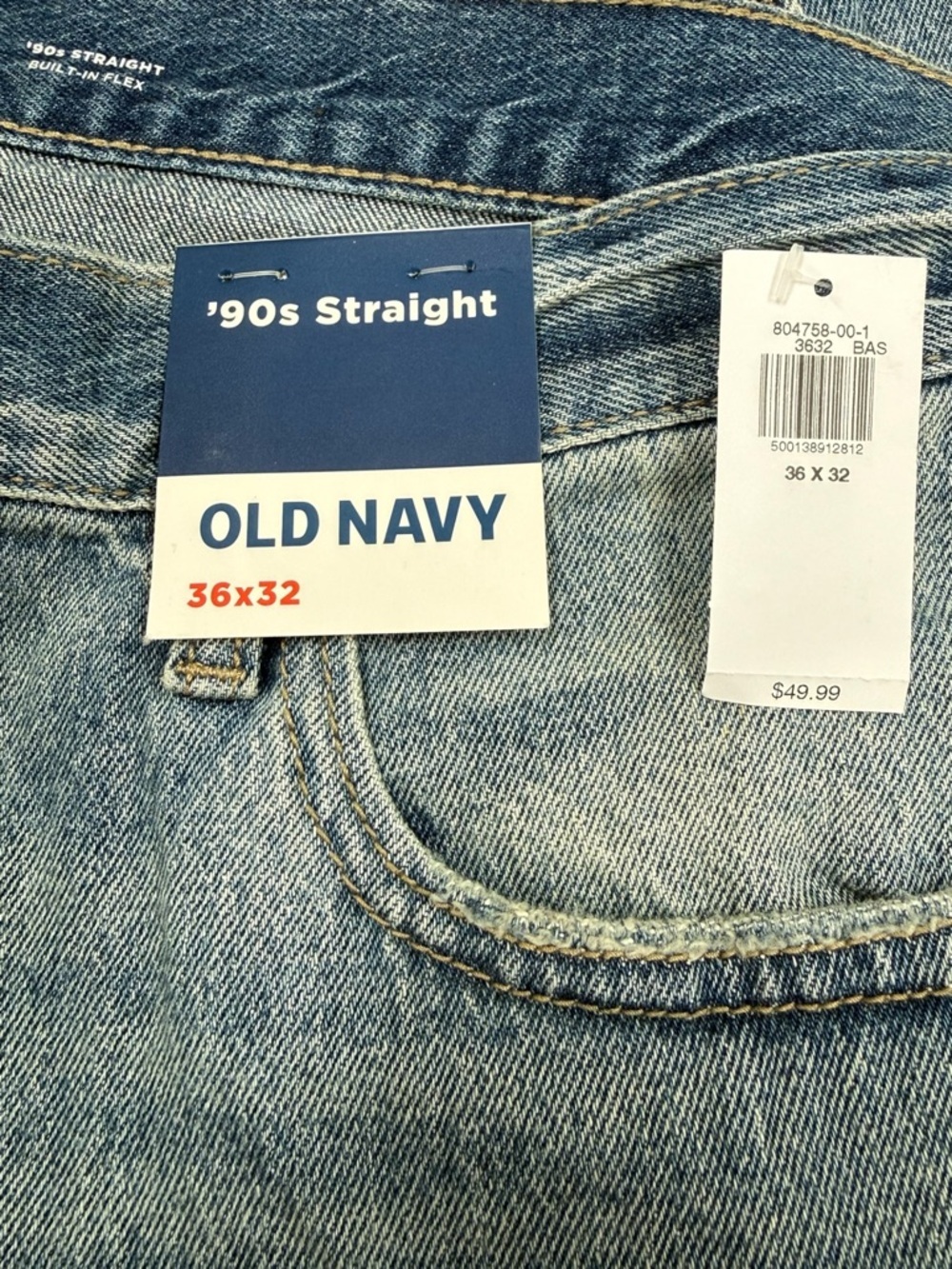 NWT Old Navy 90’s Straight Light Wash Jeans Size 36x32 - Picture 2 of 3